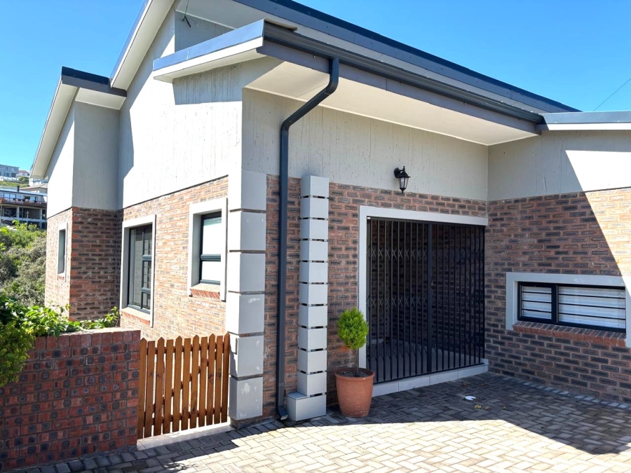 3 Bedroom Property for Sale in Dana Bay Western Cape